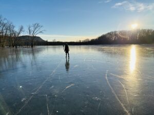 Photo of the Week: Skating at the Oxbow by Jasper Polin