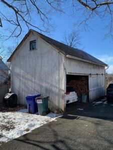 Historical Commission Approves Demolition of 1890 Carriage House